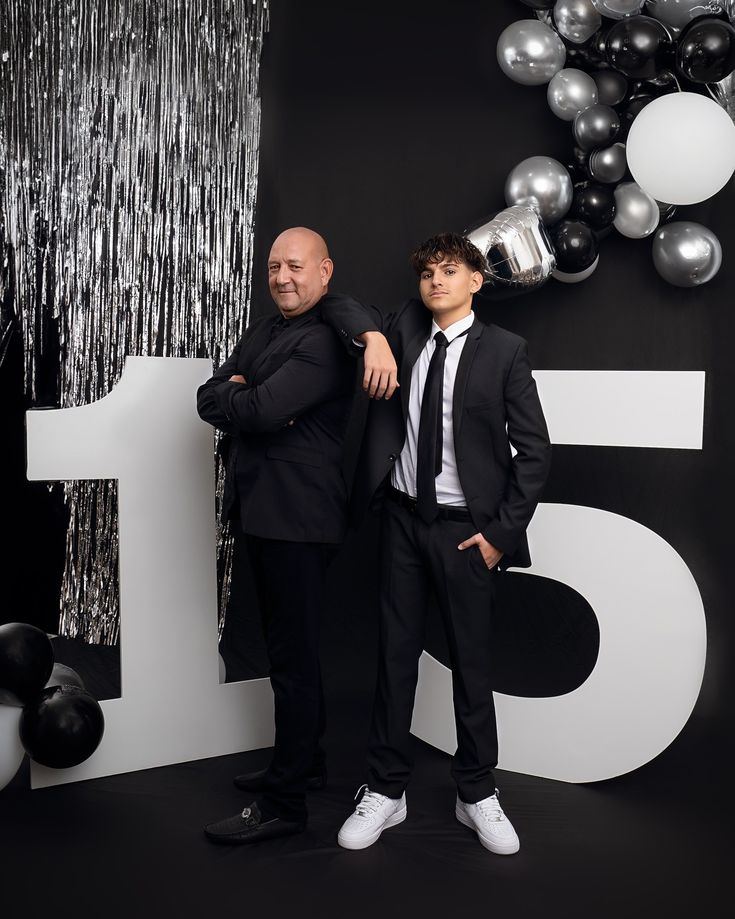 invitación gamer azul, invitación digital masculina, invitación con fondo oscuro gamer, invitación moderna para hombre